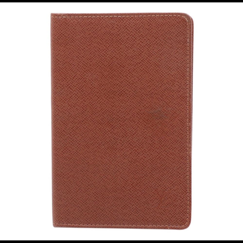 Louis Vuitton Cross-Grain Taiga Passport Cover